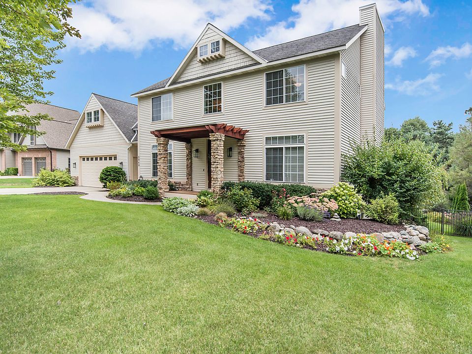 1st image of 2940 Brookwind Dr