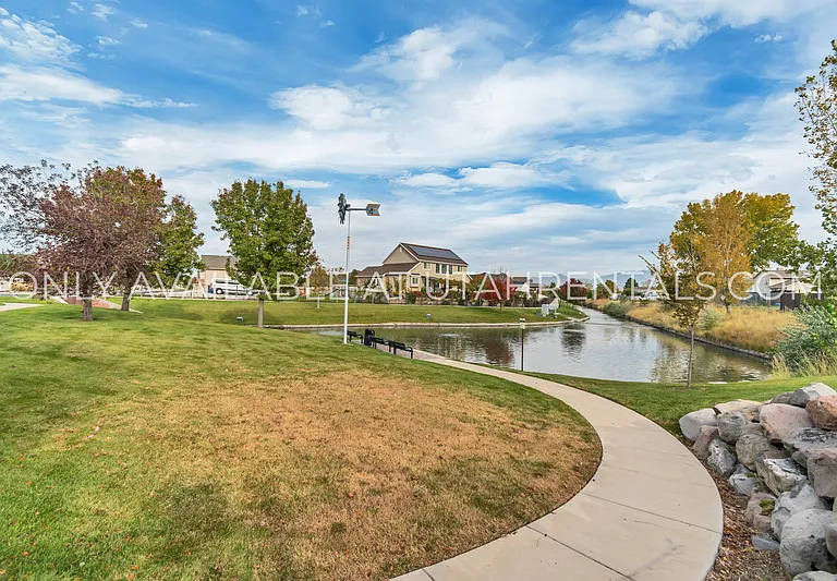 2801 S Harrow Ct — Photo 20