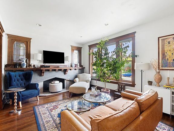 2nd image of 5783 Waterman Blvd