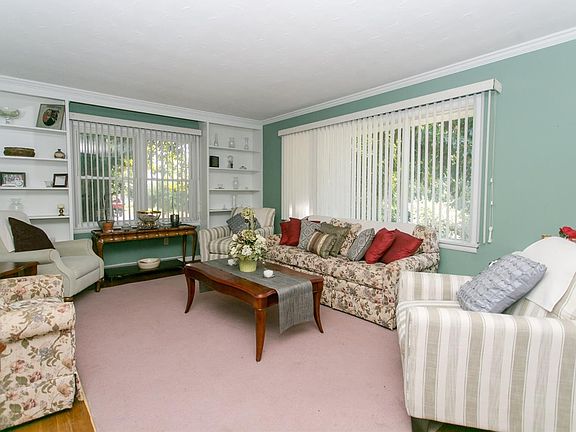 3rd image of 3625 Craighill St