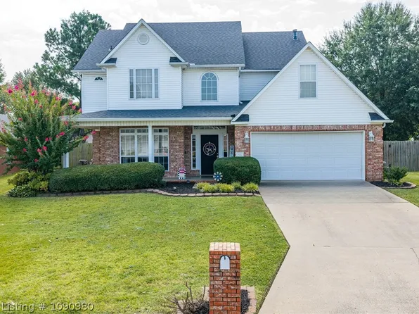 1520 Rockhurst Dr, Fort Smith, AR 72908