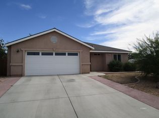 1041 W Saint George Ave, Ridgecrest, CA 93555