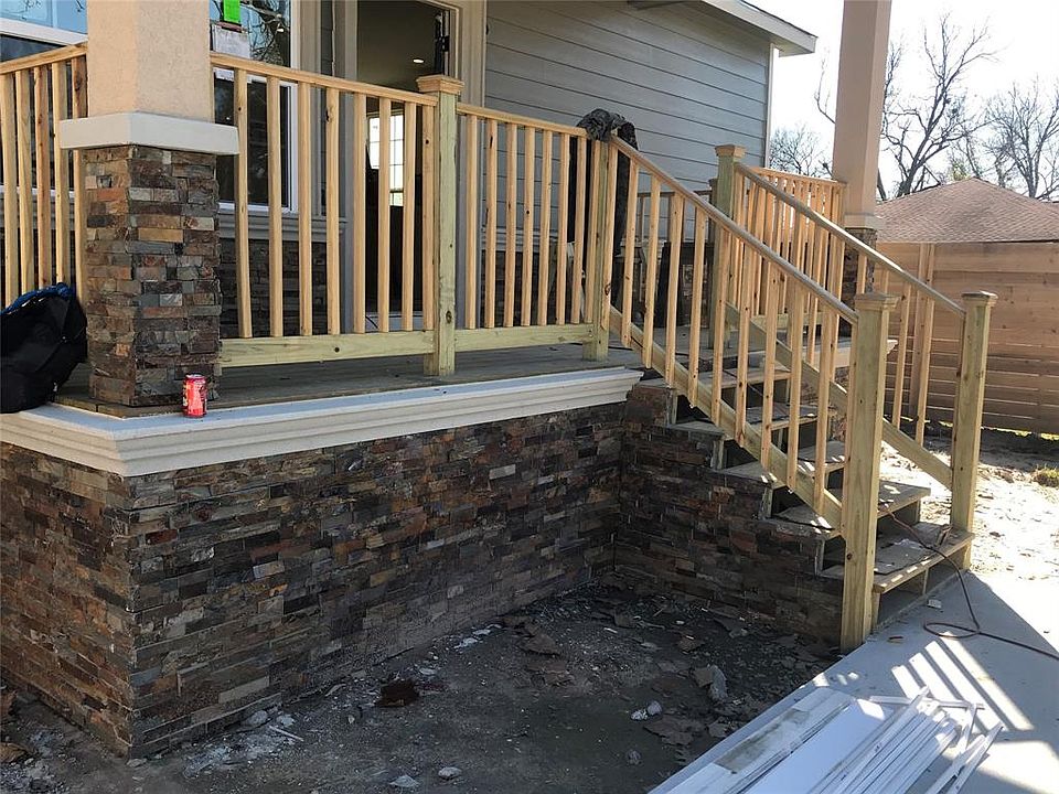 1st image of 961 Marjorie St