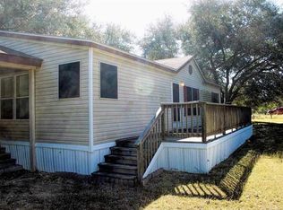 817 Old San Antonio Rd, Dale, TX 78616