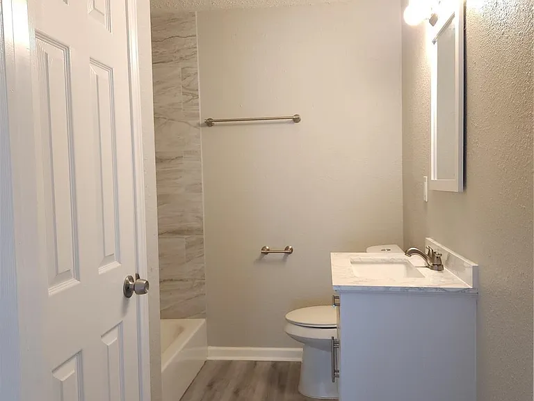 6301 Anderson St — Photo 16