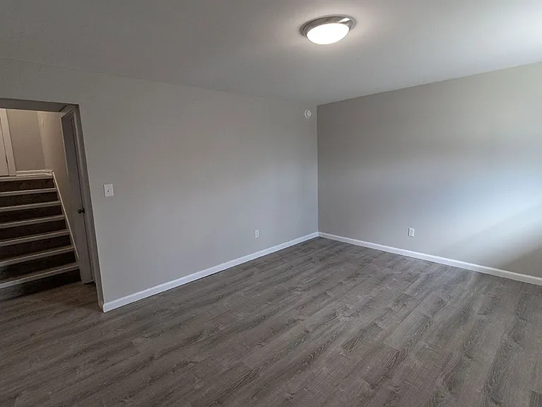 7304 N Moberly Dr — Photo 23