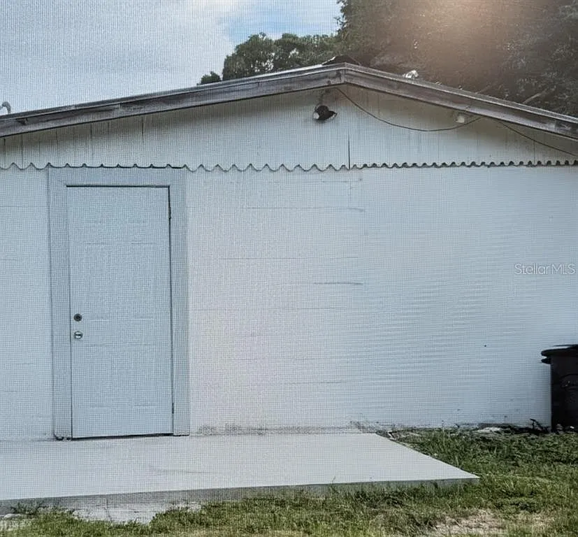 1 bed, 1.0 bath, 256 sqft, $995 — Photo 2