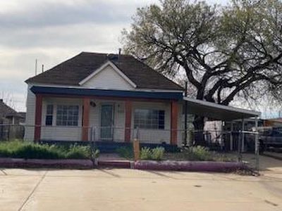 233 S Louis Tittle Ave, Mangum, OK, 73554