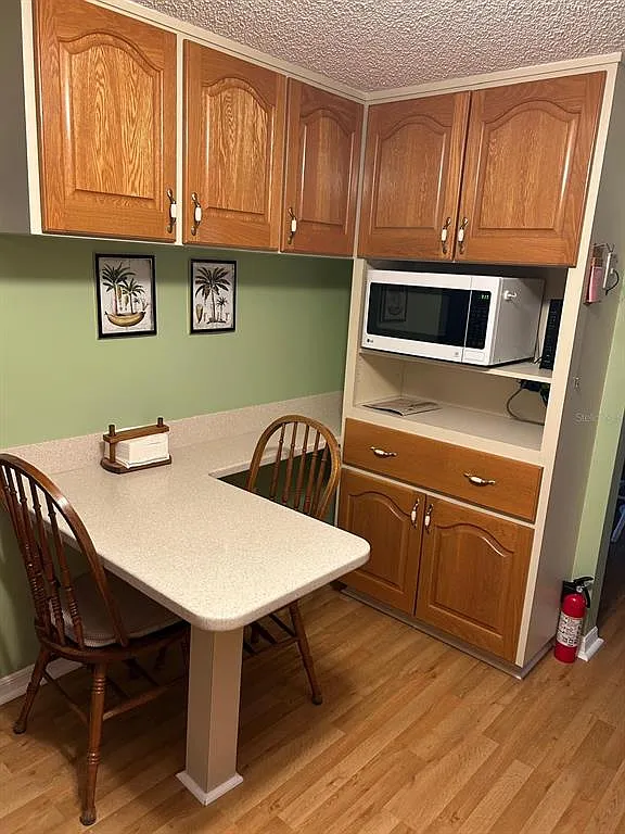 2 bed, 2.0 bath, 1296 sqft, $1,850 — Photo 3