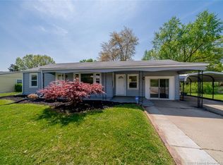 112 Gordon Dr, New Albany, IN 47150