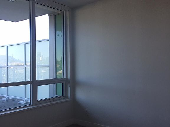 4th image of 655 W 41st Ave #307