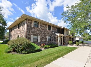 6840 Mariner Dr, Racine, WI 53406