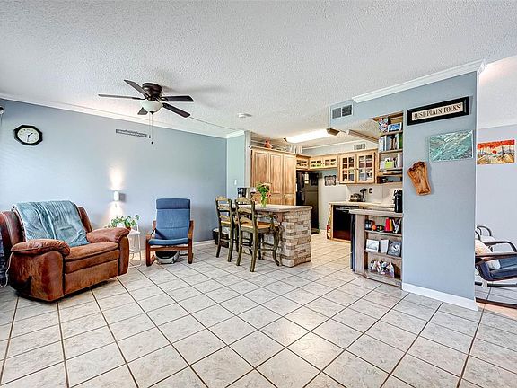5th image of 12025 Greenwood Forest Dr