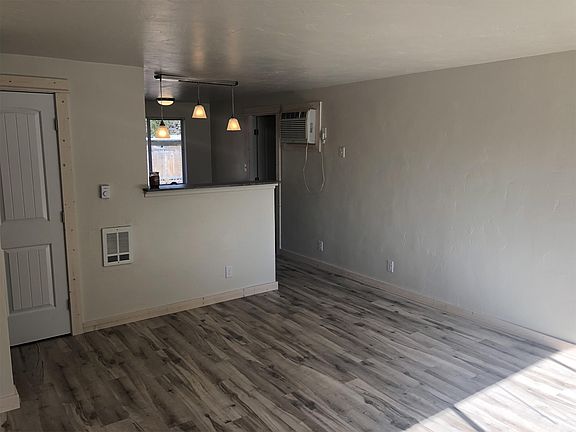 2nd image of 806 E Georgia Ave
