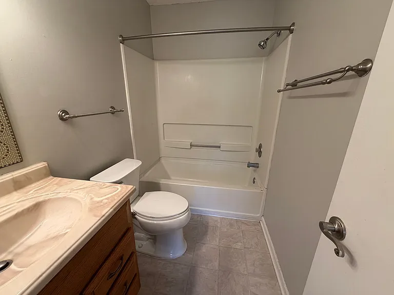 812 Ridgewood Way — Photo 18