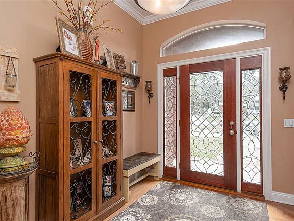 5th image of 3450 Argyle Dr