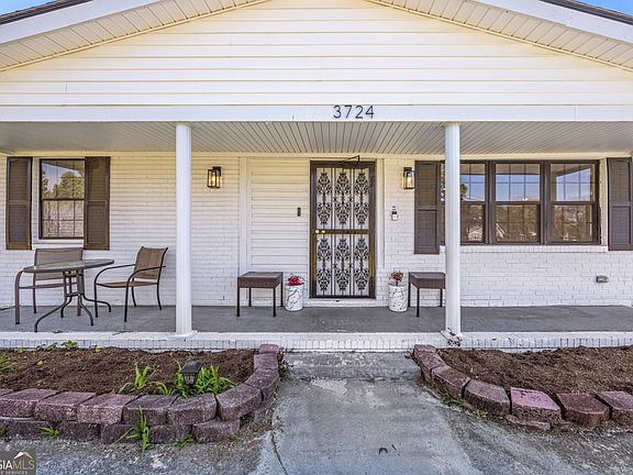 3rd image of 3724 Clayborn Dr