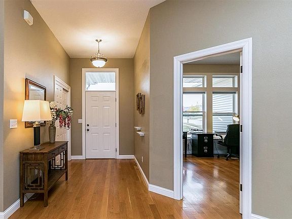 2nd image of 2495 Robert Dr