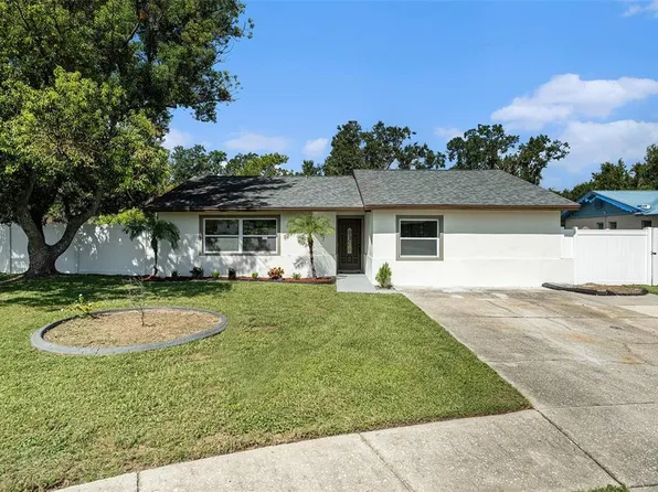 3707 Coppertree Cir, Brandon, FL 33511