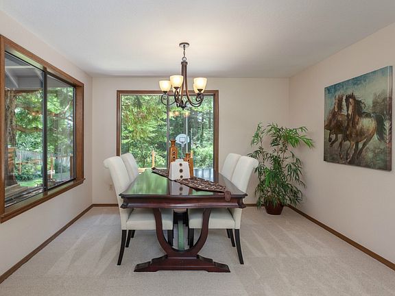 5th image of 18035 NE 146th Way