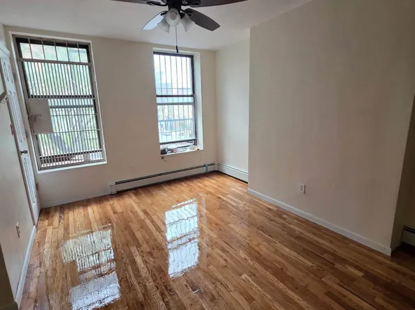 2177 3rd Avenue image 1 of 4