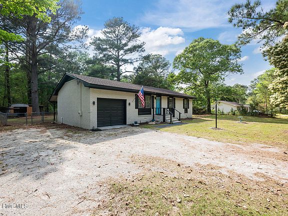 3rd image of 3605 River Road