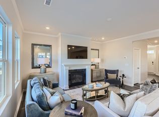 284 Beachcomber Dr, Lillington, NC 27546