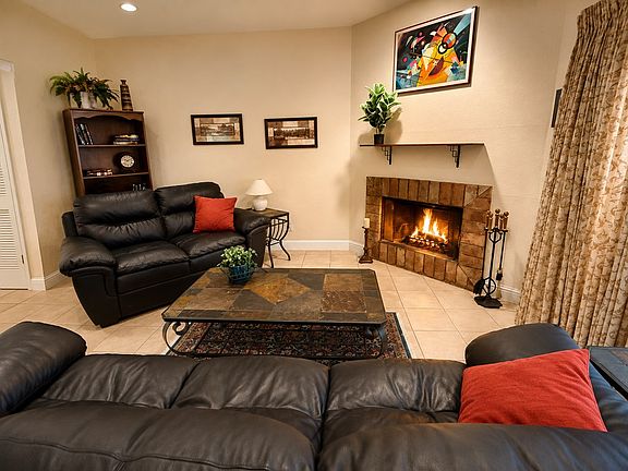 3rd image of 220-10 E Riverhill Club Ln