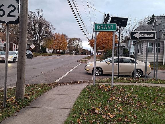 4th image of 3922 Bailey Ave #11