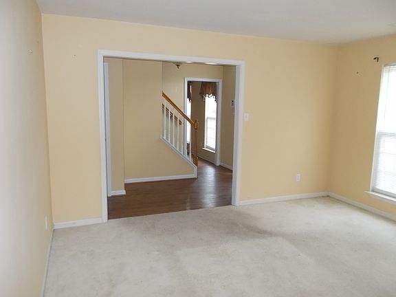 Additional Living Room