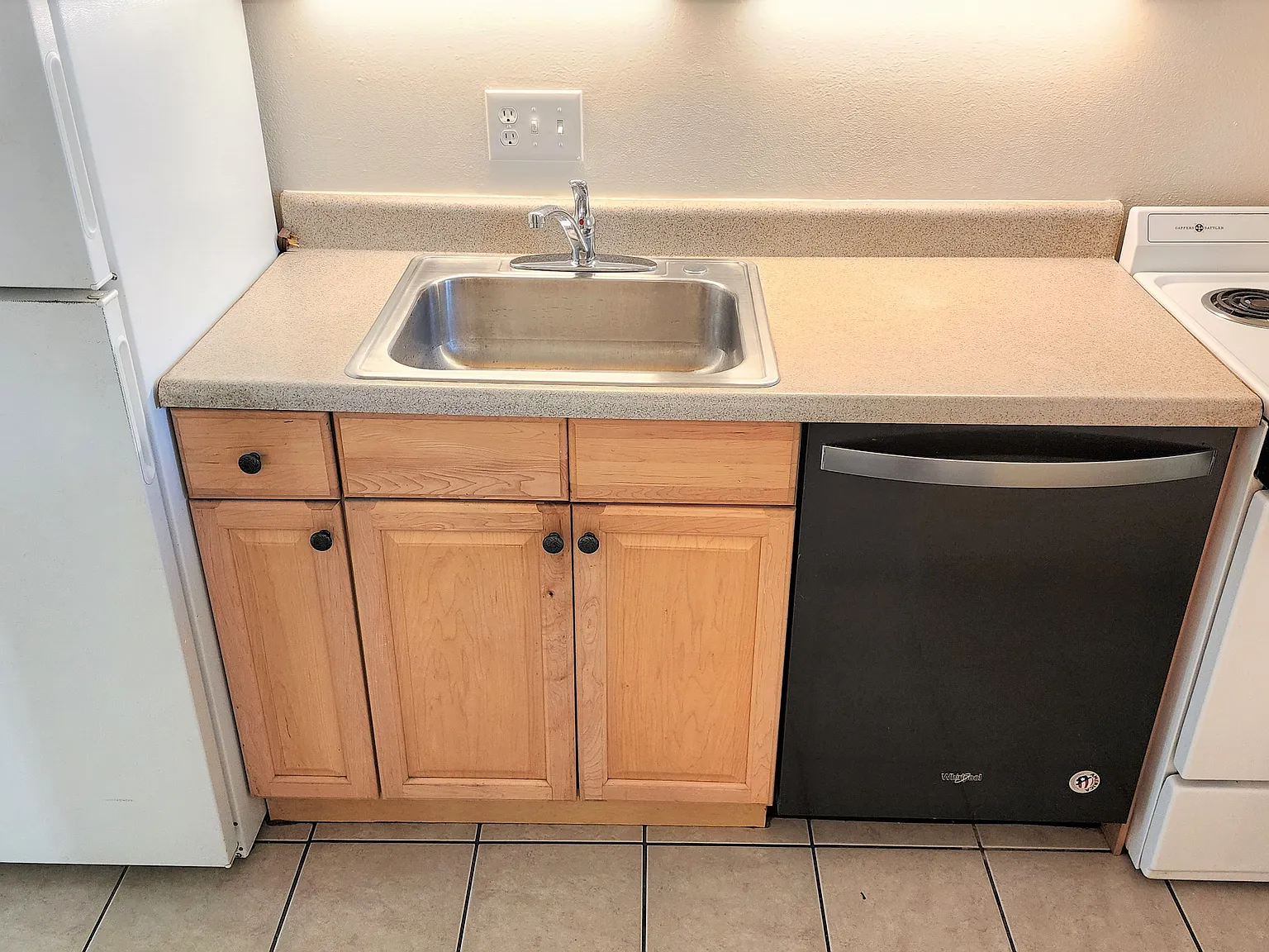 1 bed, 600 sqft, $950 — Photo 2