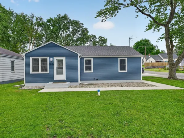 54296 Ironwood Rd, South Bend, IN 46635