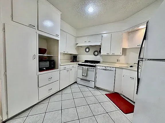 1 bed, 850 sqft, $1,700 — Photo 4