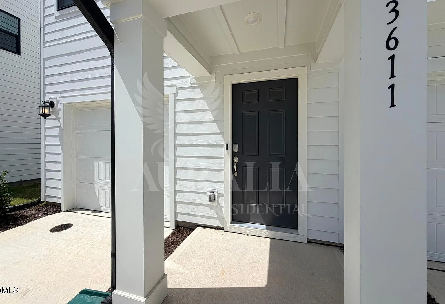 3 bed, 3.5 bath, 1834 sqft, $2,200 — Photo 4
