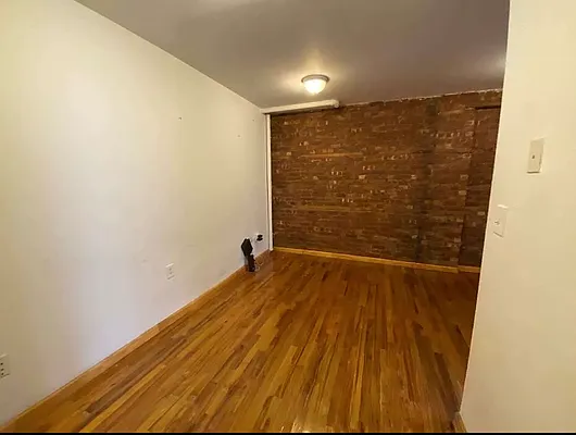 Rented by Best Apartments North Inc | media 19