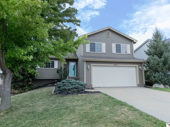 16906 Browne St, Omaha, NE 68116