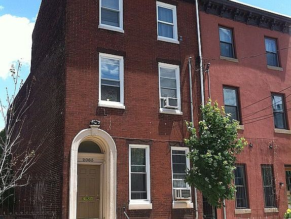 4th image of 2063 E York St