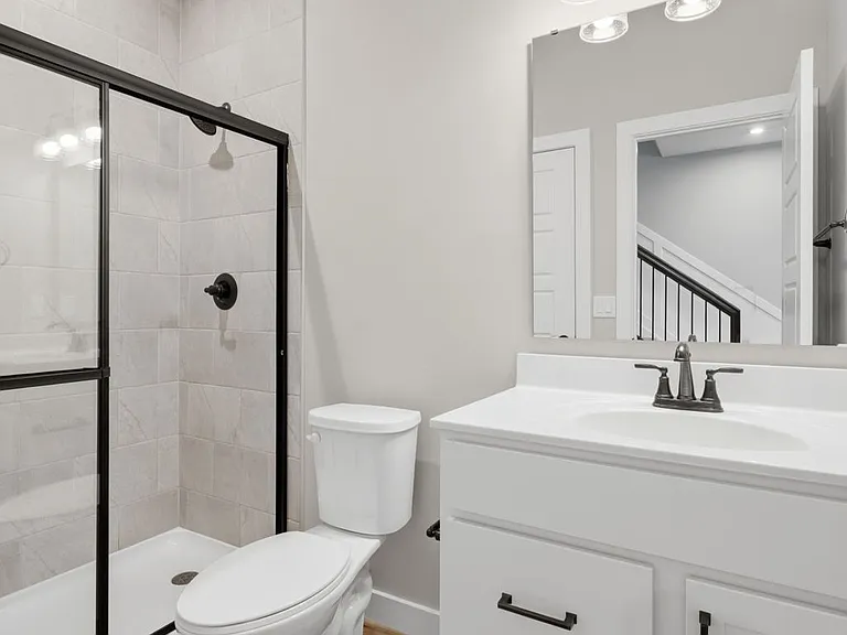 16545 Yellowwood Dr — Photo 25