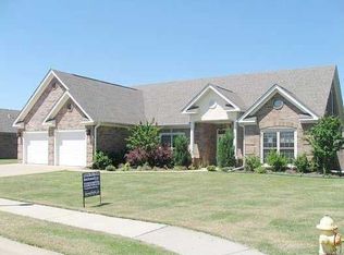 5317 Murifield Dr, Benton, AR 72019