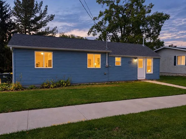 127 N McKinley St, Lancaster, WI 53813