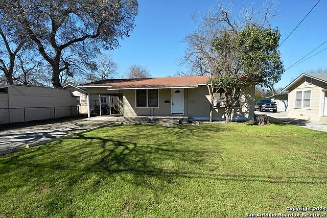 303 E Faust St — Photo 1