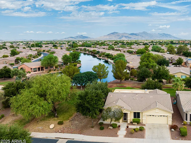 42348 W Fountainhead St — Photo 4