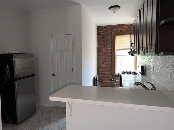 5th image of 2709 Bergenline Ave #3B