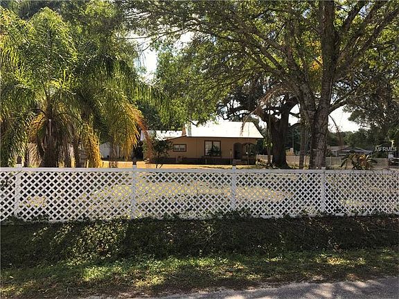 3rd image of 3028 SW Harvey Ave
