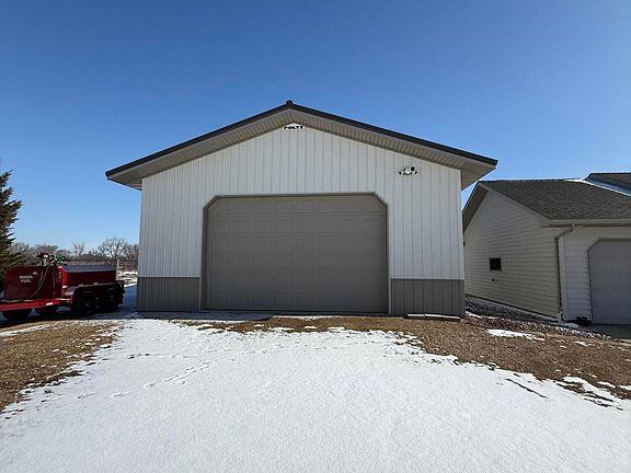 3rd image of 11632 471st Ave