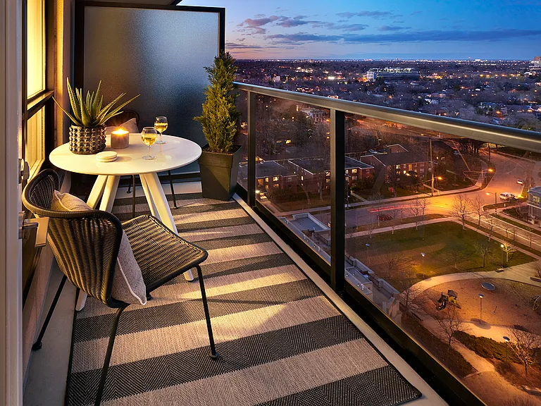 105 Harrison Garden Blvd #811 — Photo 12