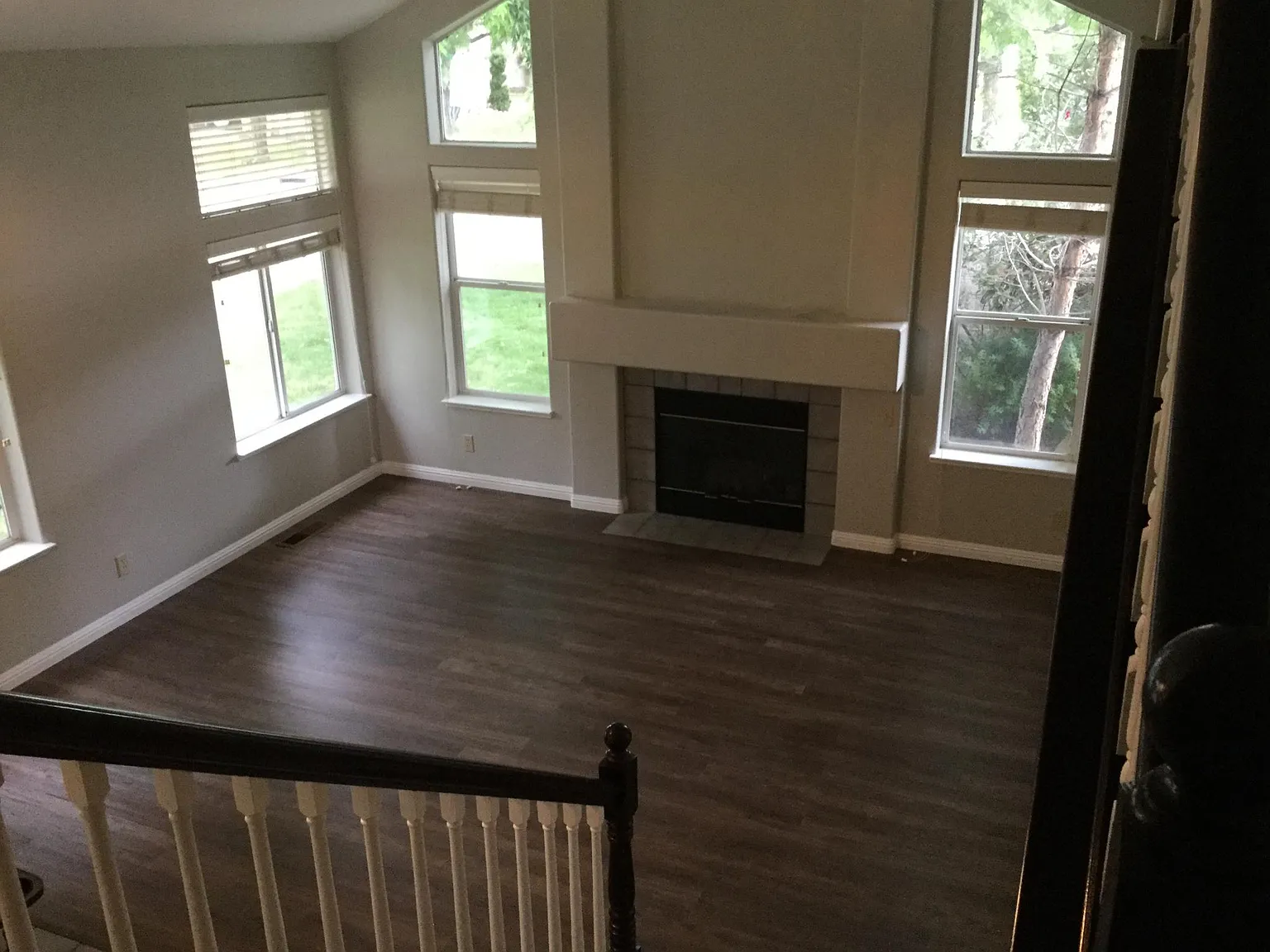 3 bed, 2.5 bath, 1581 sqft, $2,600 — Photo 2