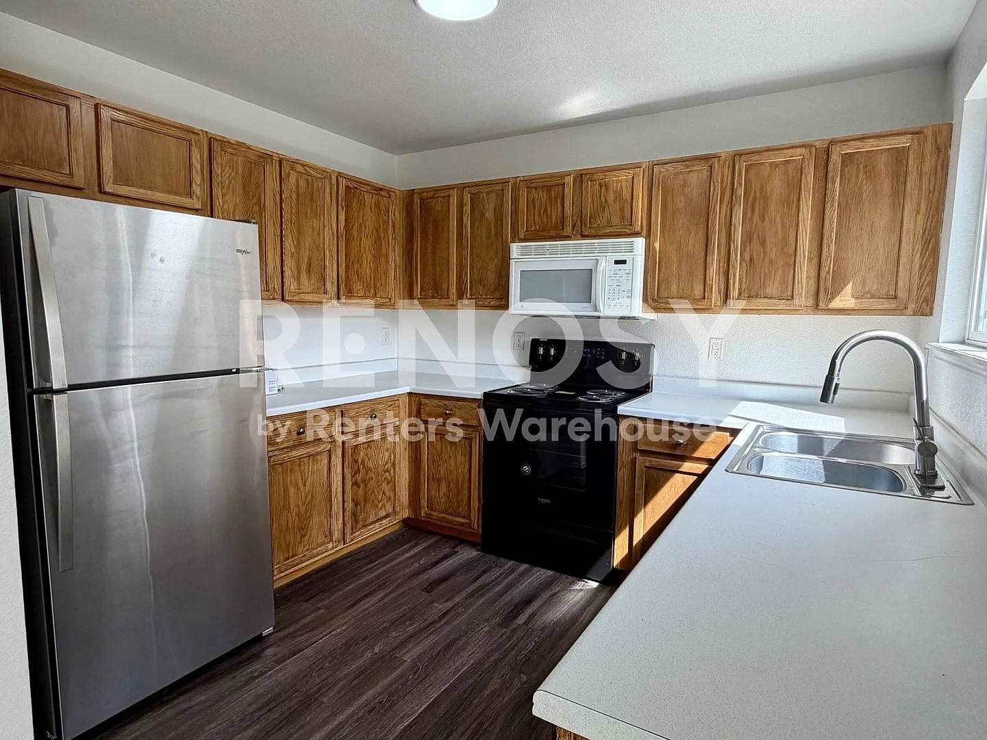 October Lease Incentive- 18969 E Linvale Pl Immediate Availability — Photo 3