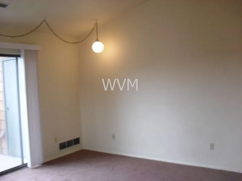 Banyon Hollow 2nd floor condo — Photo 3