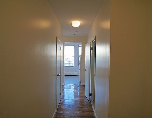 4th image of 1198 Pacific St APT 3D